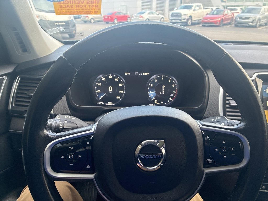 Used 2020 Volvo XC90 T6 Momentum image 10