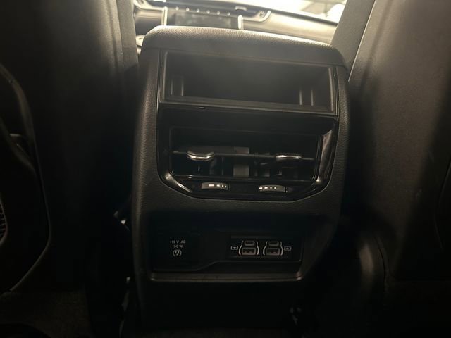 Used 2023 Jeep Grand Cherokee Altitude image 17
