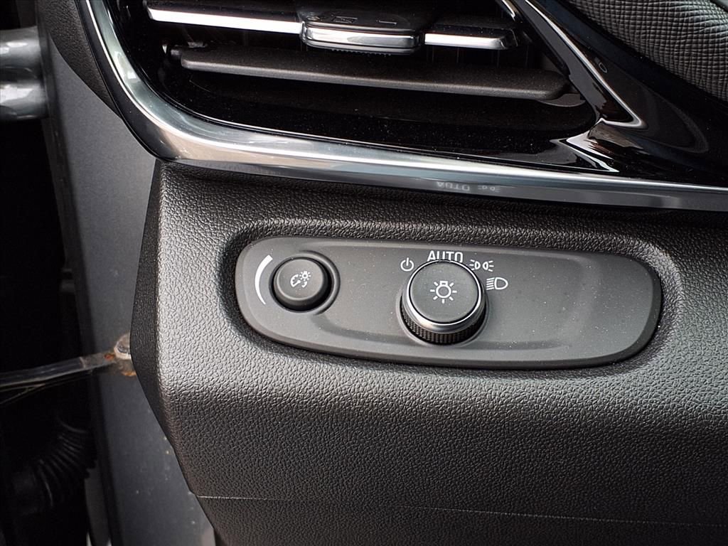 Certified 2024 Buick Envista Avenir image 26