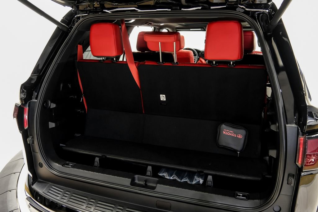 Used 2025 Toyota Sequoia TRD Pro AWD/4WD image 69