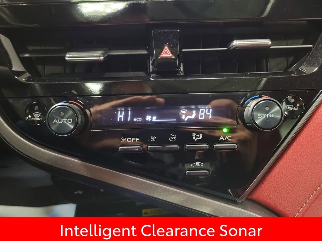 Used 2024 Toyota Camry XSE w/ Navigation Package image 20