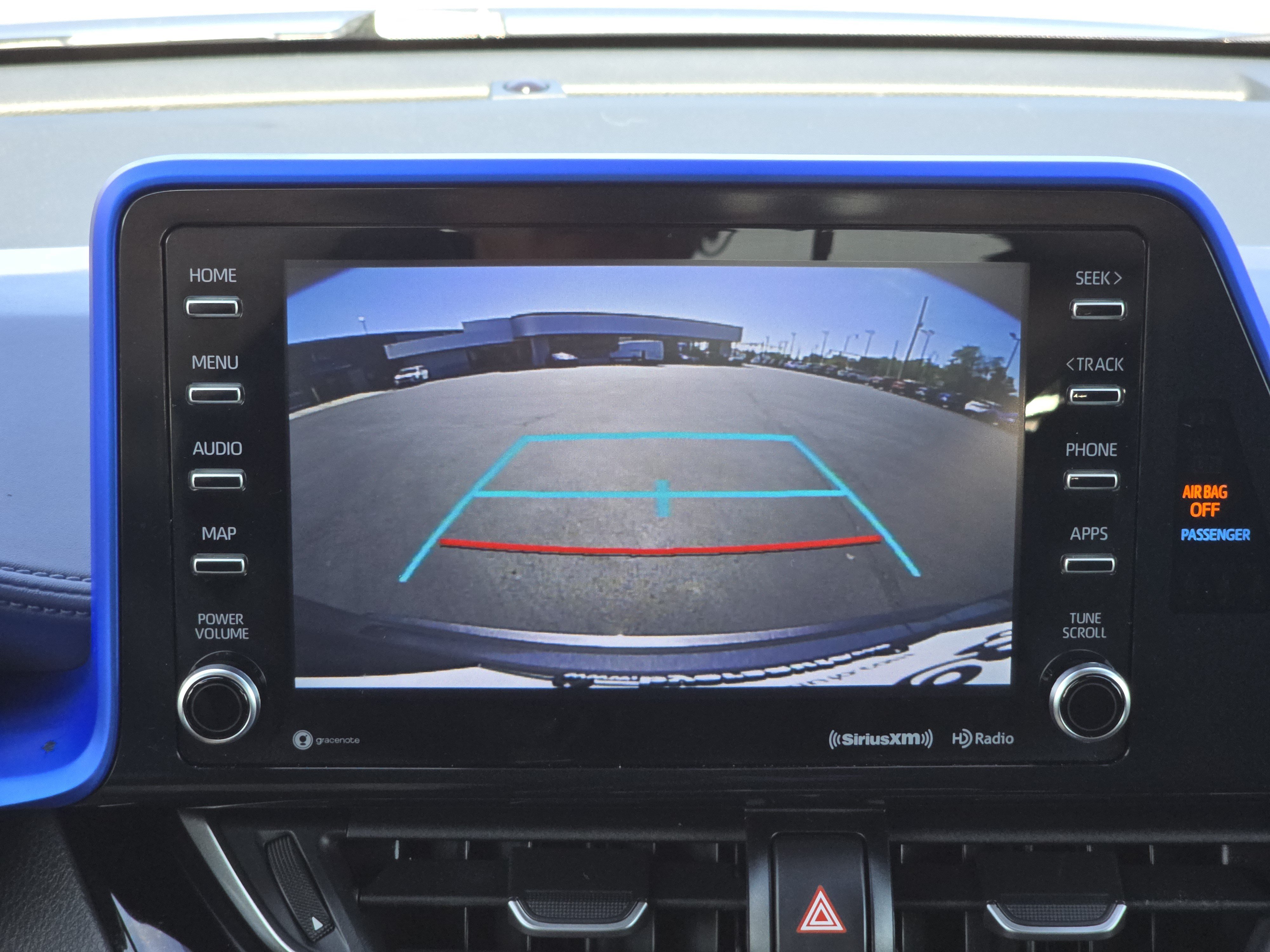 Used 2020 Toyota C-HR XLE FWD image 25