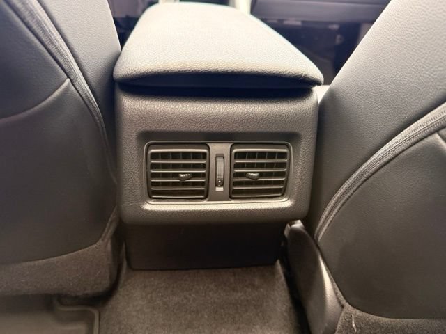 Used 2020 Toyota Camry XSE FWD image 21