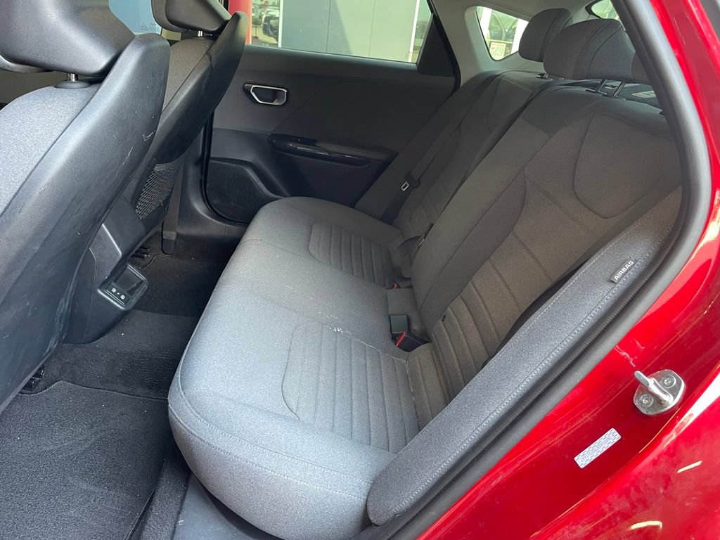 Used 2025 Kia K4 EX FWD image 16