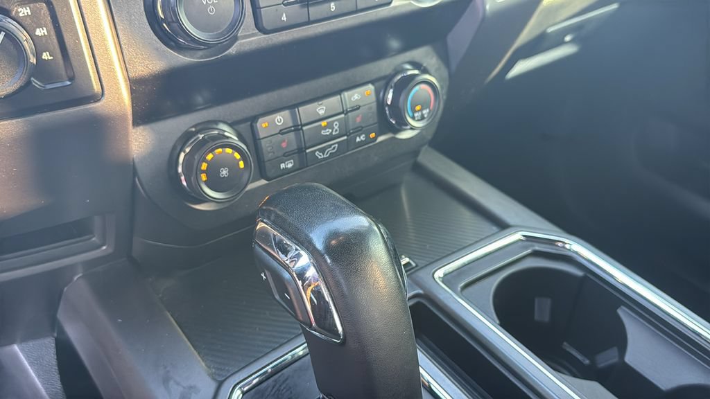 Used 2019 Ford F150 XLT w/ Equipment Group 302A Luxury AWD/4WD image 22