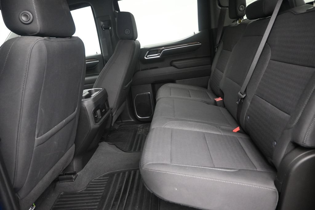 Used 2022 Chevrolet Silverado 1500 LT RWD image 14