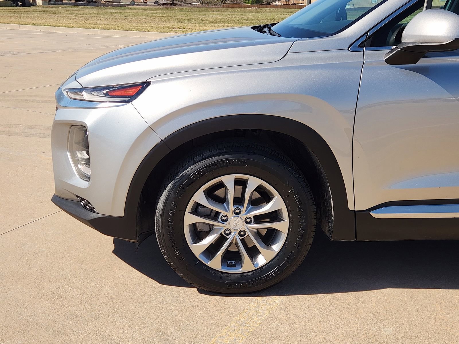 Used 2020 Hyundai Santa Fe SE image 9