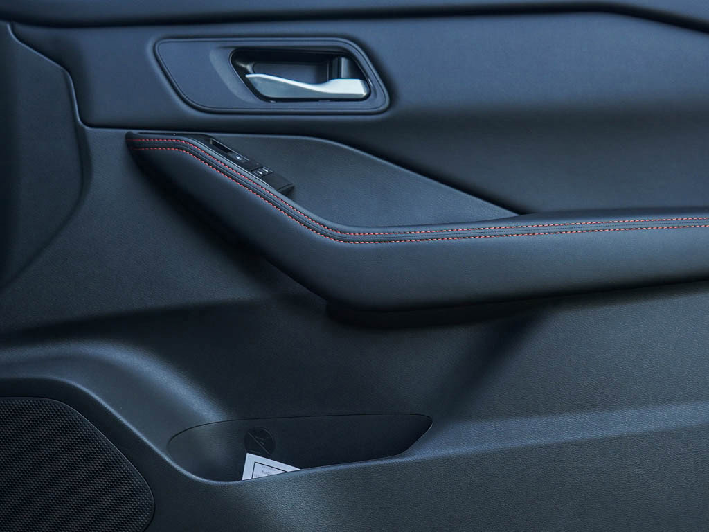 New 2026 Nissan Rogue SV image 10