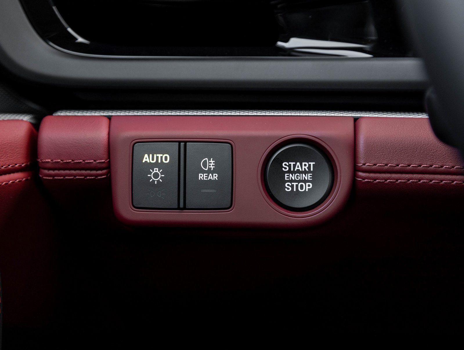 New 2026 Porsche Panamera 4 AWD/4WD image 17