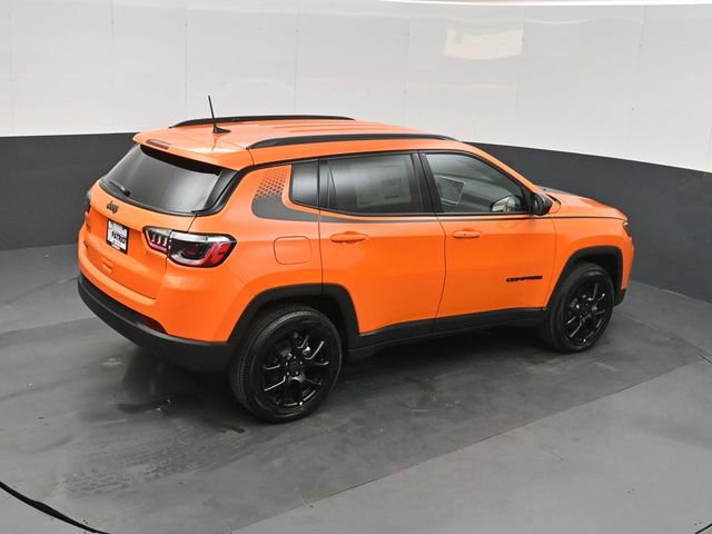 New 2026 Jeep Compass Latitude AWD/4WD image 31