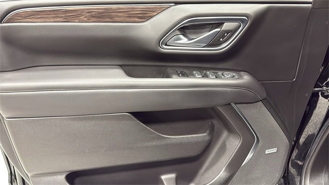 Used 2022 Chevrolet Tahoe LT w/ Luxury Package image 11