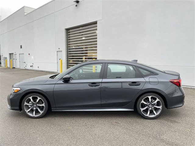 Used 2025 Honda Civic Sport Touring image 2