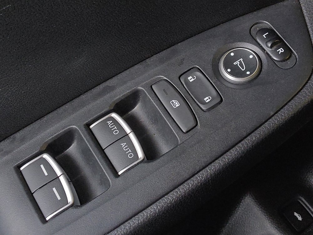 Used 2018 Honda Accord EX image 27