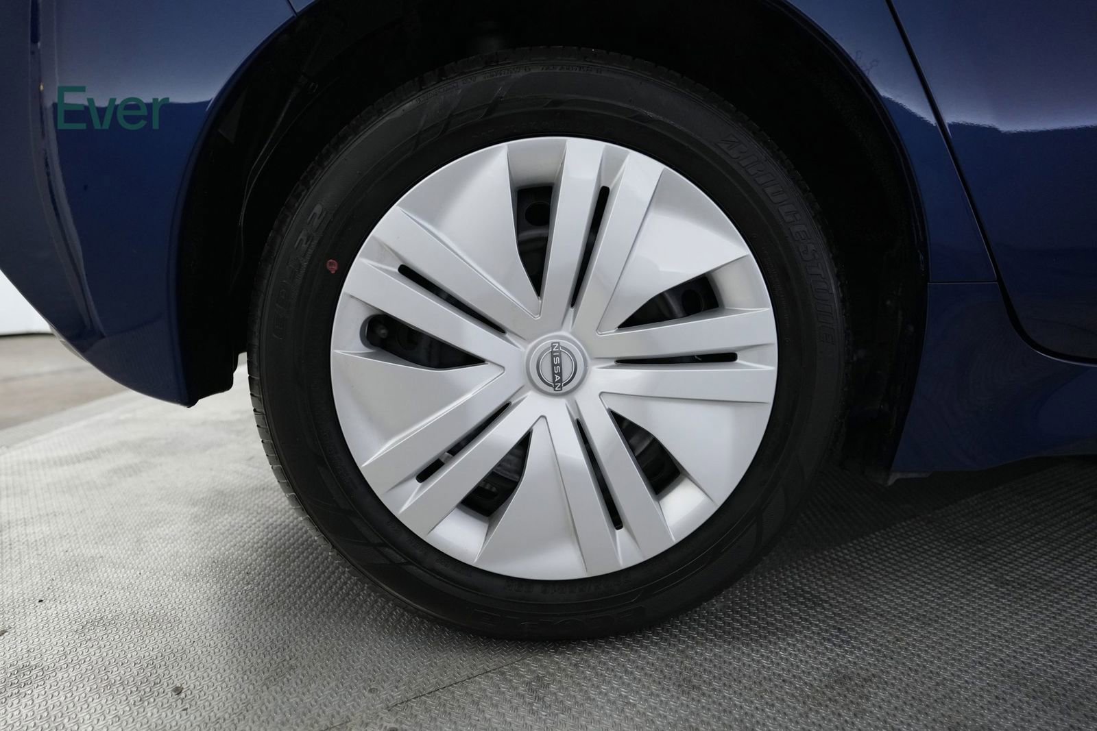 Used 2025 Nissan Leaf S FWD image 22