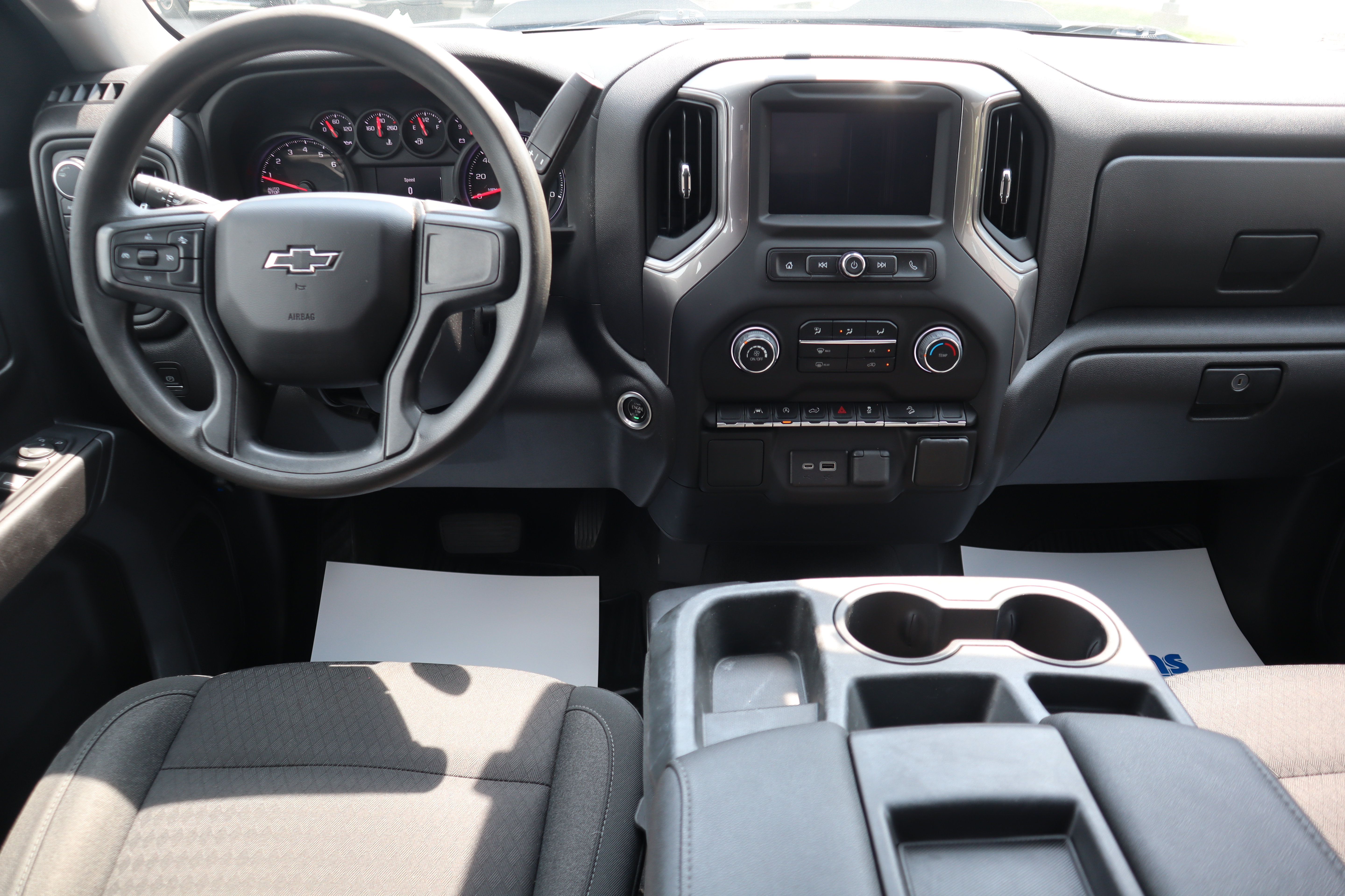 Used 2022 Chevrolet Silverado 1500 Custom Trail Boss AWD/4WD image 13