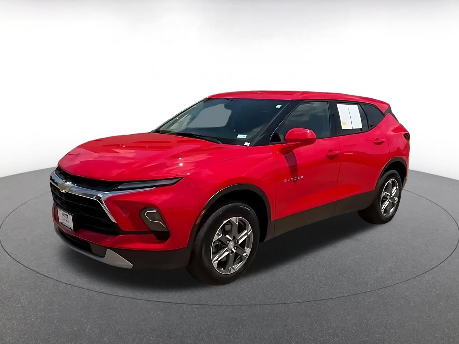 Used 2026 Chevrolet Blazer LT FWD image 7