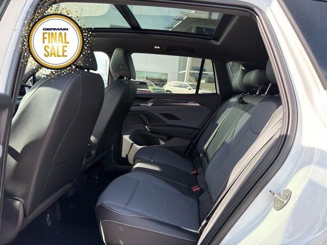 New 2026 Volkswagen Tiguan SE R-Line image 13