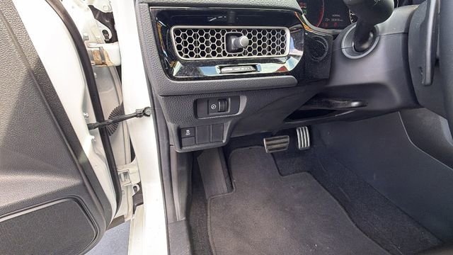 Used 2025 Honda Civic Sport image 29