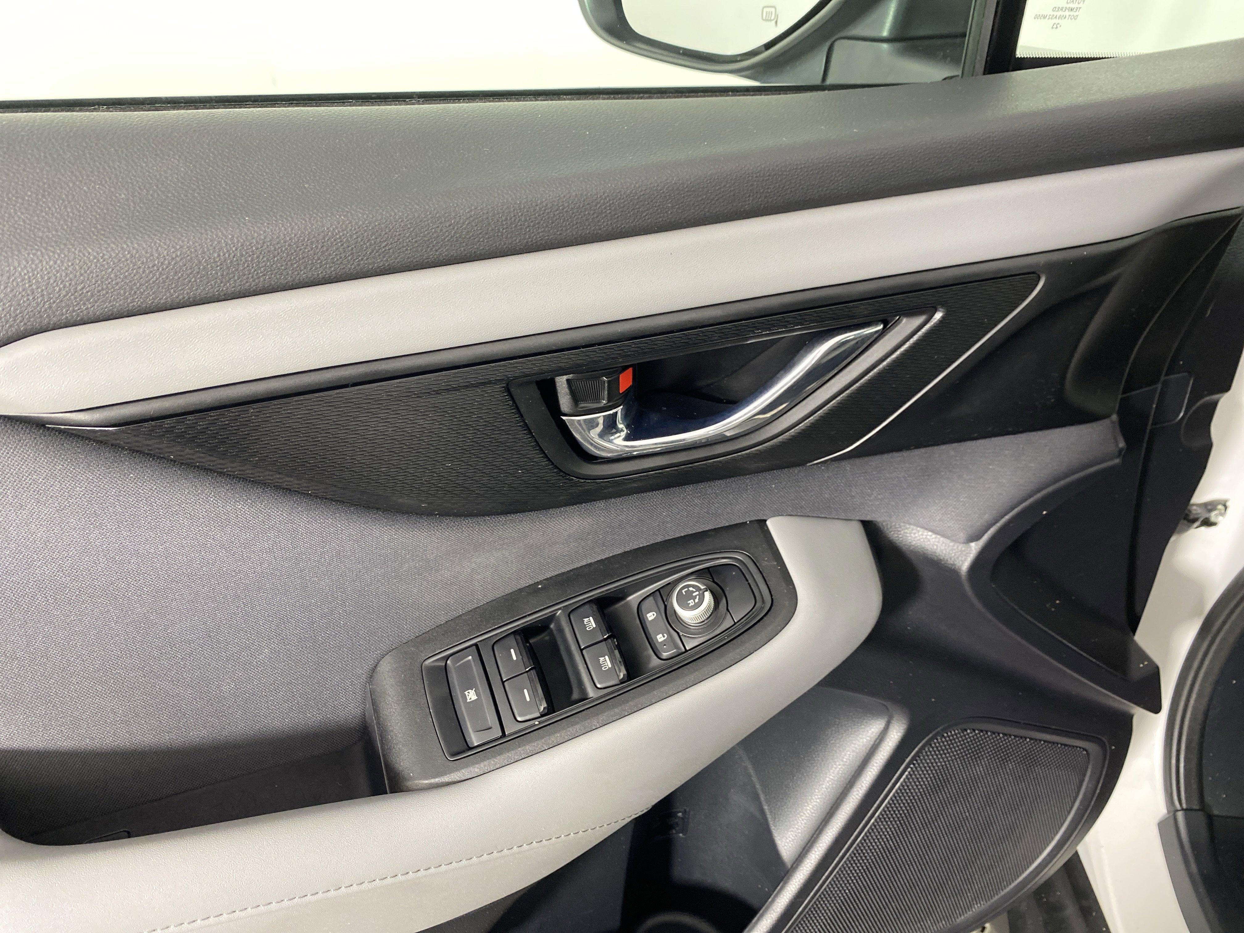 Used 2024 Subaru Outback Premium image 14