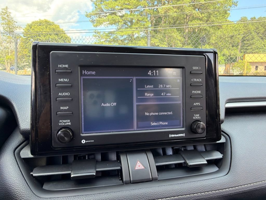 Used 2022 Toyota RAV4 LE FWD image 10