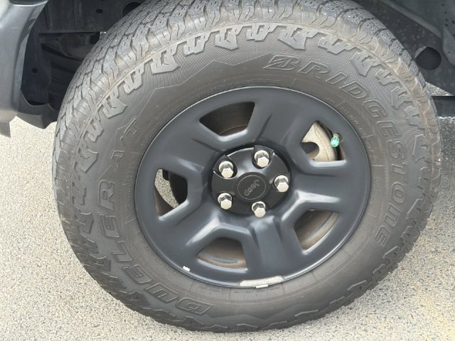 Used 2019 Jeep Wrangler Unlimited Sport AWD/4WD image 17