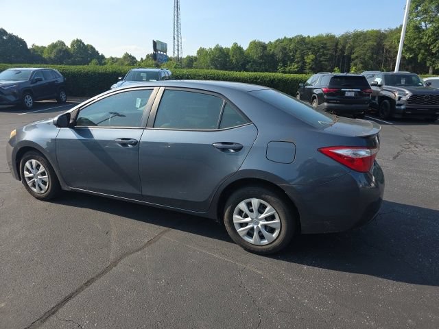 Used 2015 Toyota Corolla LE FWD image 8