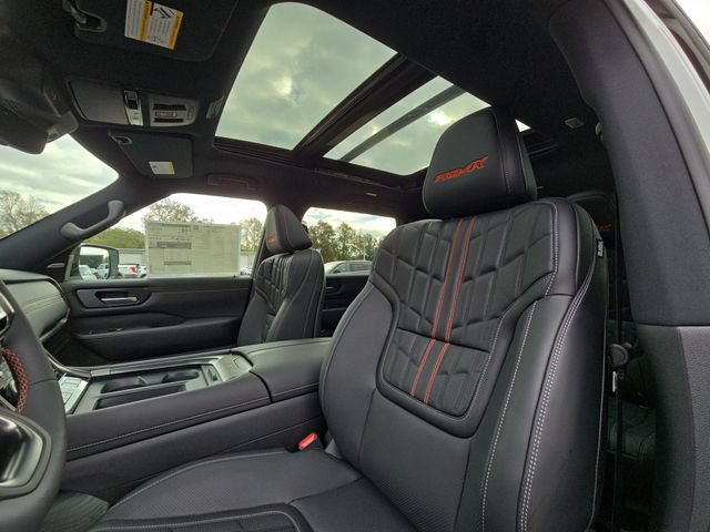 New 2026 Nissan Armada PRO-4X AWD/4WD image 11
