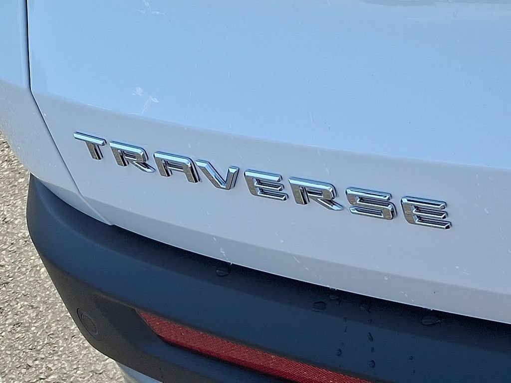New 2027 Chevrolet Traverse LT w/ Sun and Wheel Package FWD image 11
