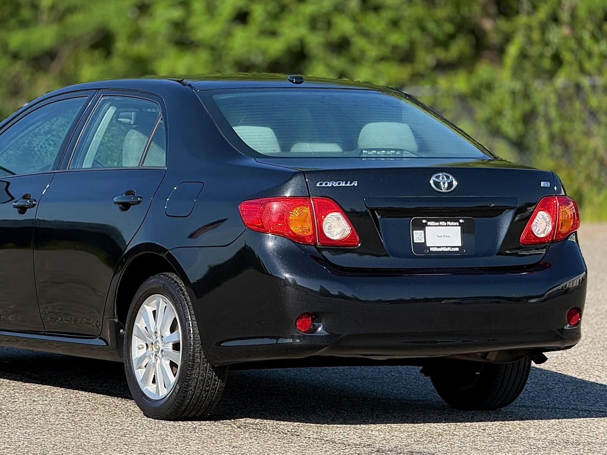 Used 2009 Toyota Corolla LE image 16