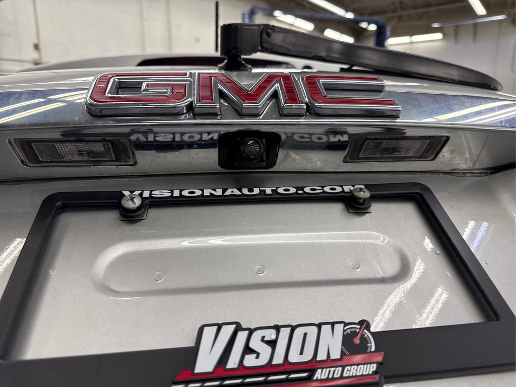 Used 2019 GMC Acadia SLE w/ LPO, Floor Liner Package image 16