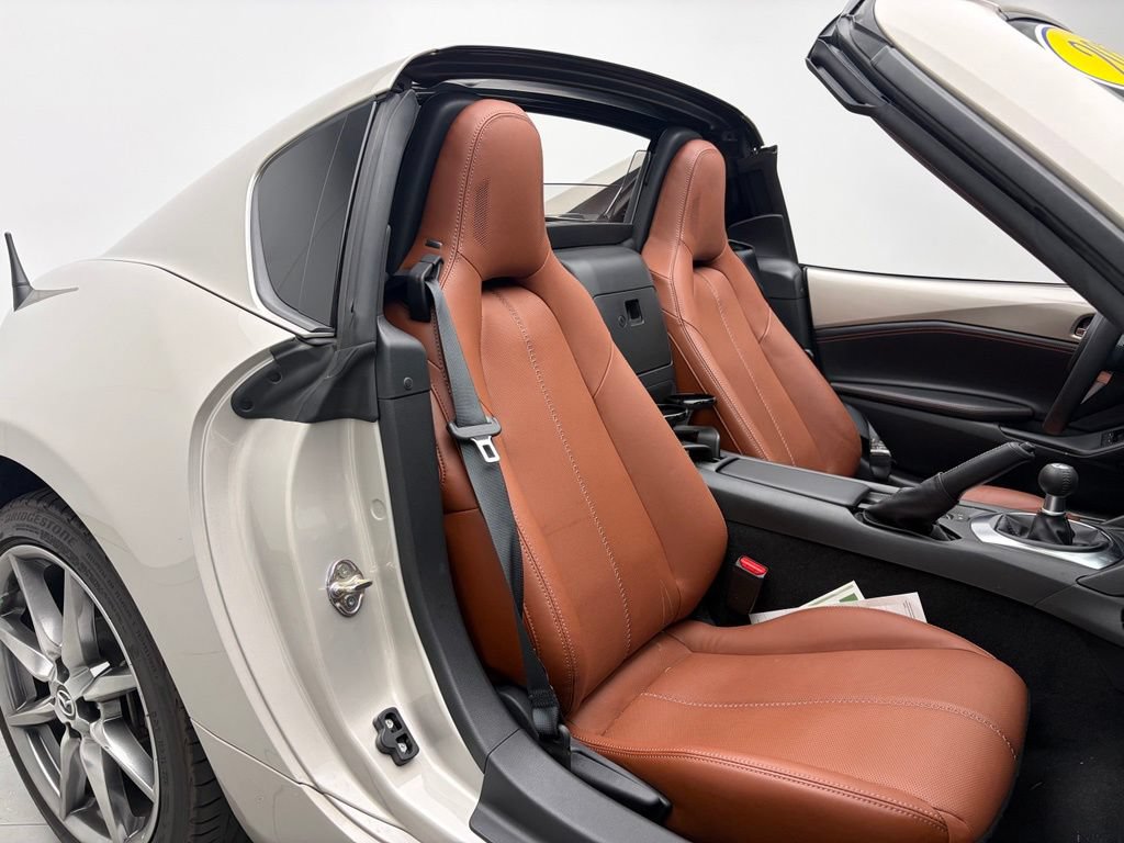 Used 2022 MAZDA MX-5 Miata RF Grand Touring RWD image 14