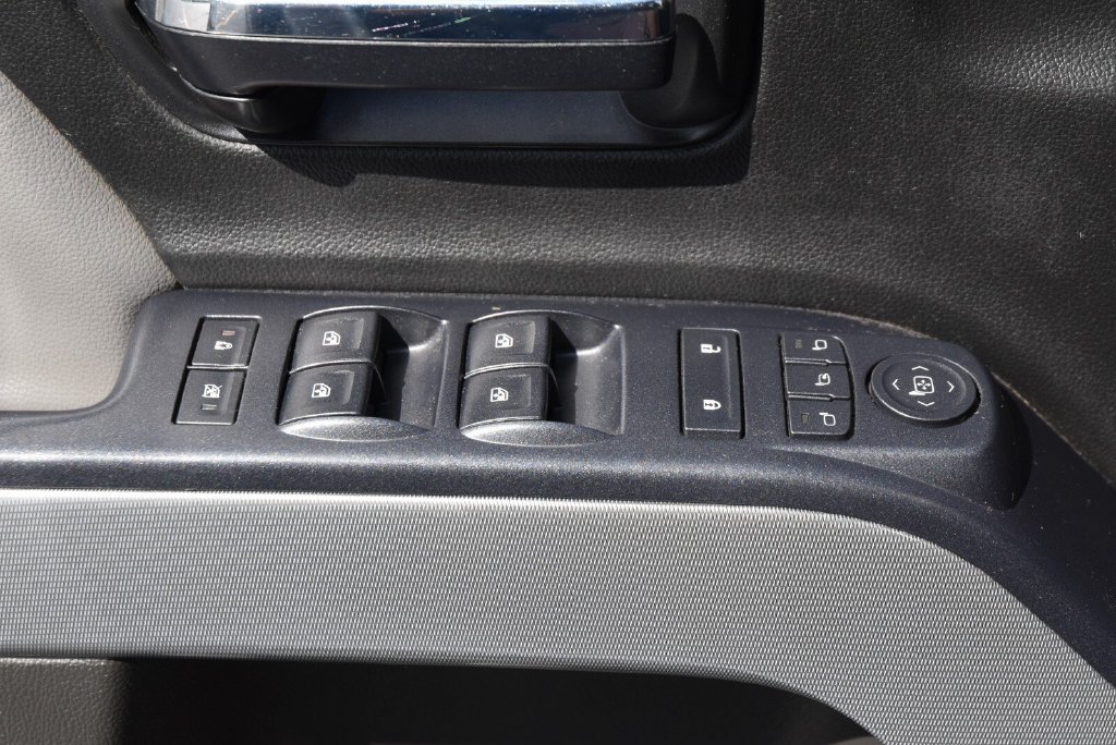 Used 2016 Chevrolet Silverado 1500 LTZ Z71 AWD/4WD image 29