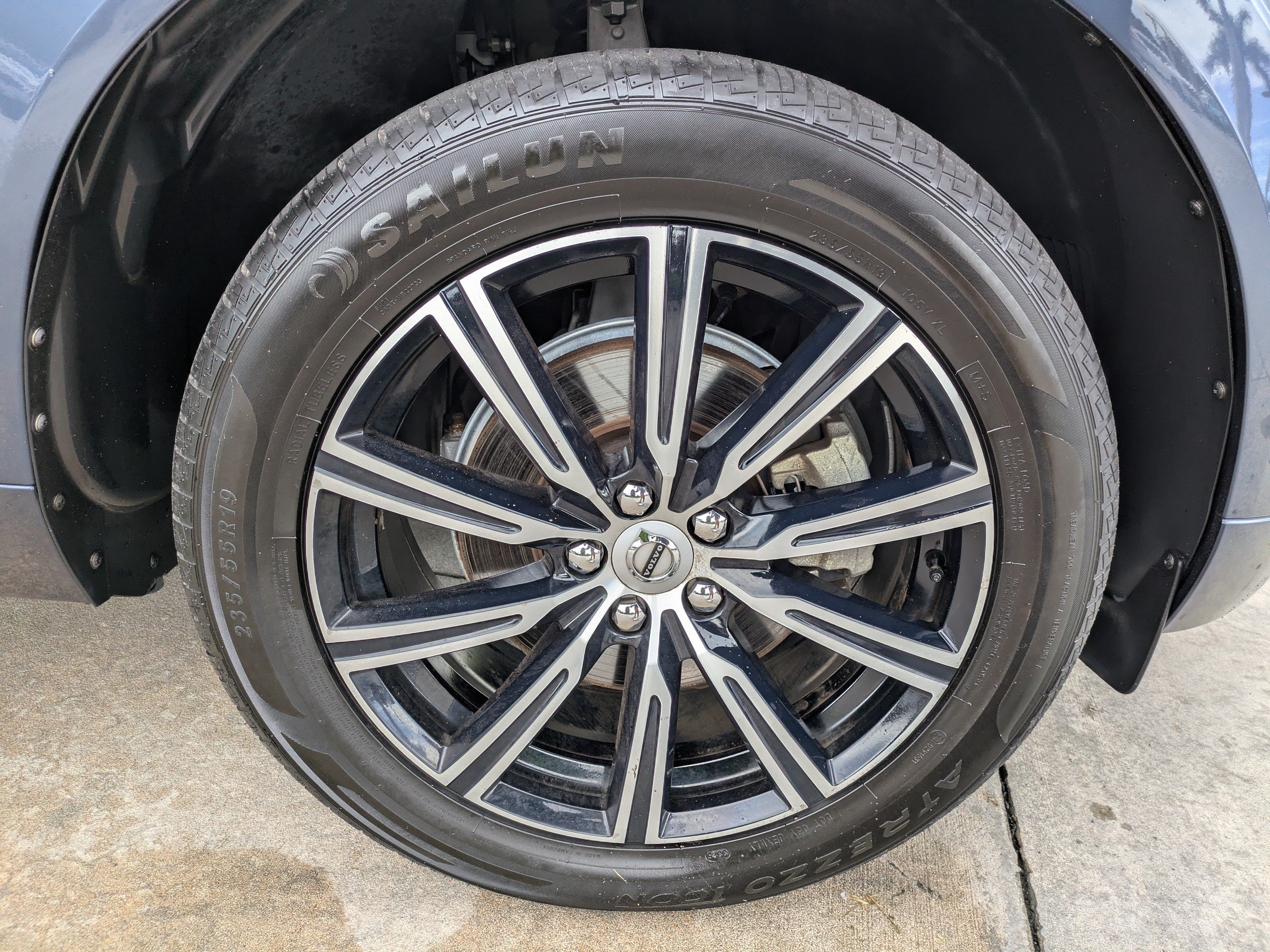 Used 2018 Volvo XC60 T5 Inscription w/ Convenience Package AWD/4WD image 9
