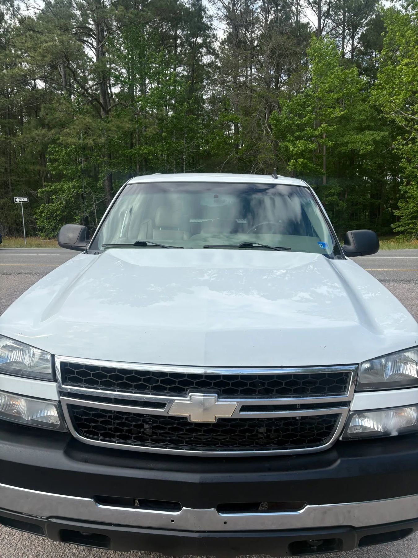 Used 2006 Chevrolet Silverado 2500 LT w/ Heavy-Duty Power Package AWD/4WD image 11