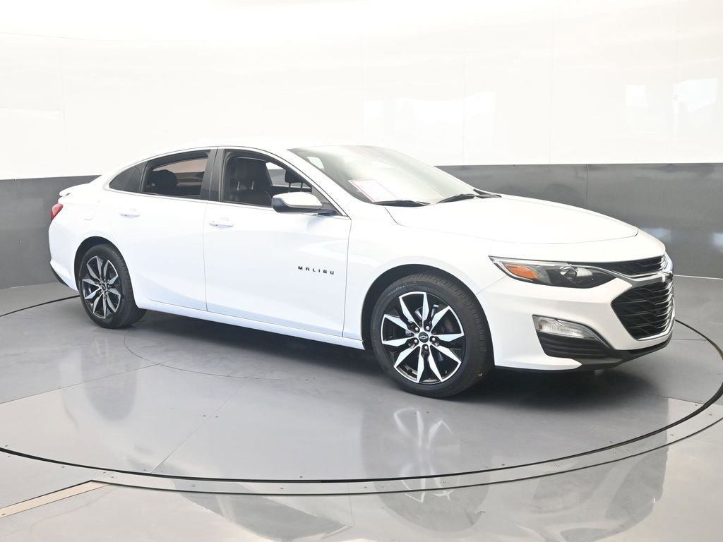 Used 2024 Chevrolet Malibu RS FWD image 8