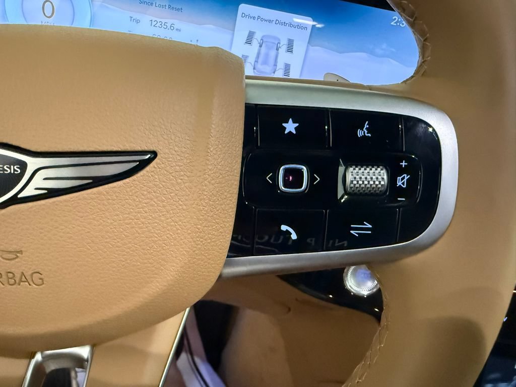 Certified 2025 Genesis G80 2.5T AWD/4WD image 35