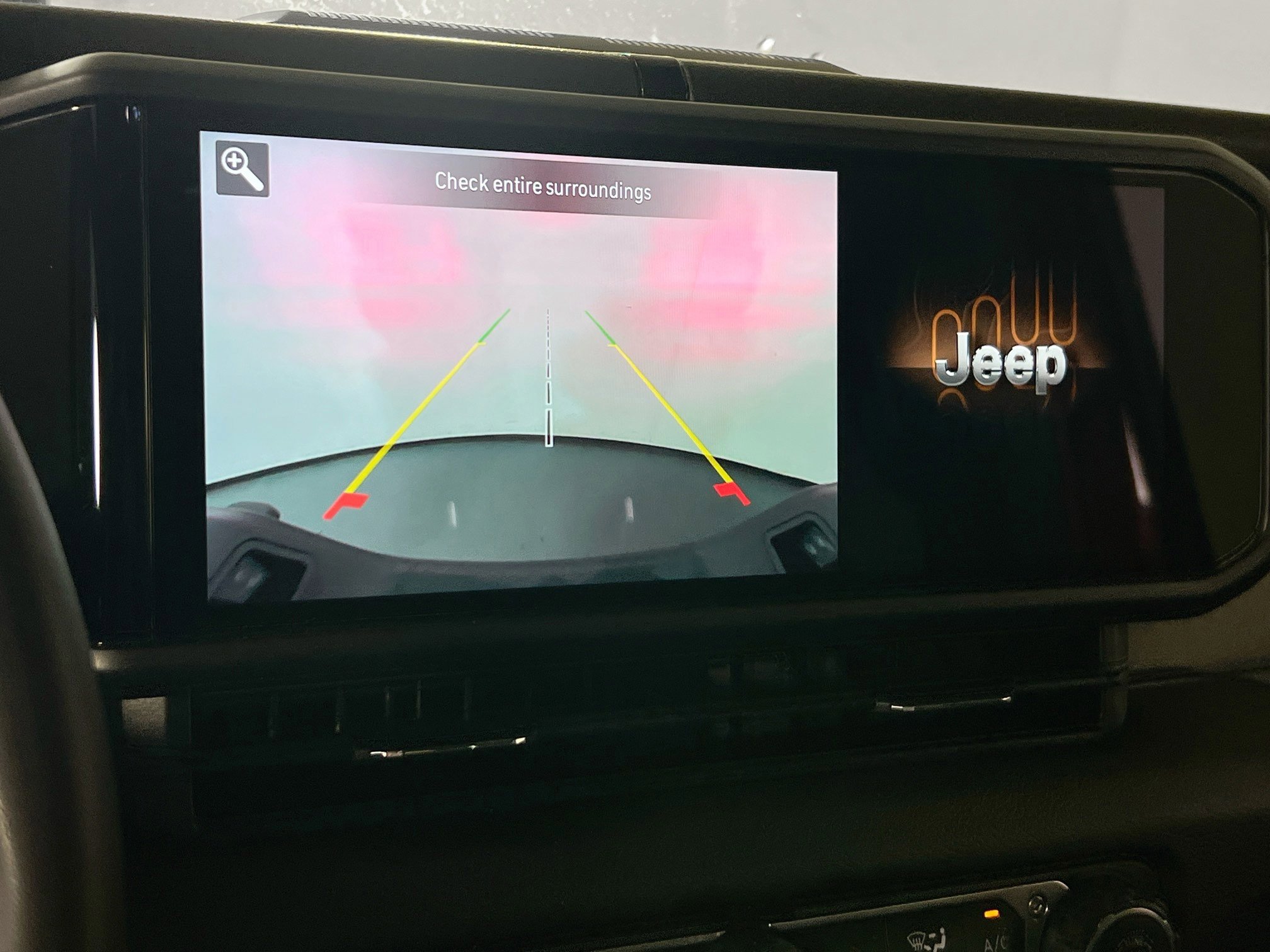 Used 2024 Jeep Gladiator Sport image 13