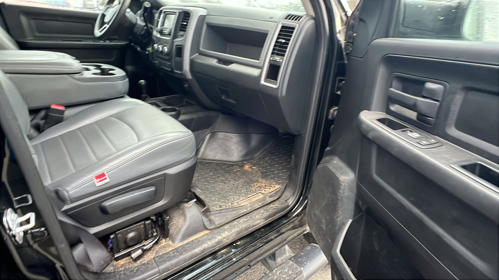 Used 2017 RAM 2500 Tradesman image 19
