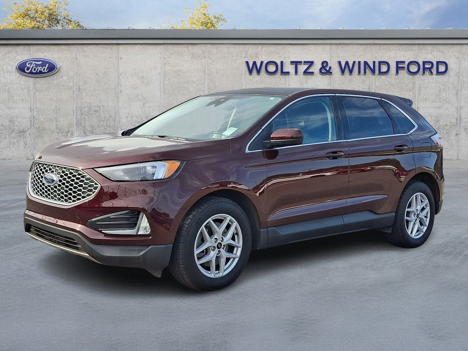 Certified 2023 Ford Edge SEL w/ Convenience Package image 3