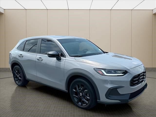 Used 2024 Honda HR-V Sport image 2