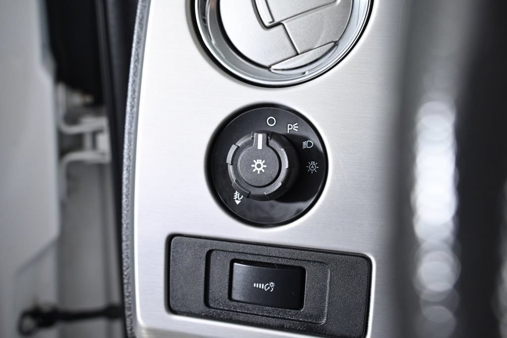 Used 2013 Ford F150 Platinum RWD image 20