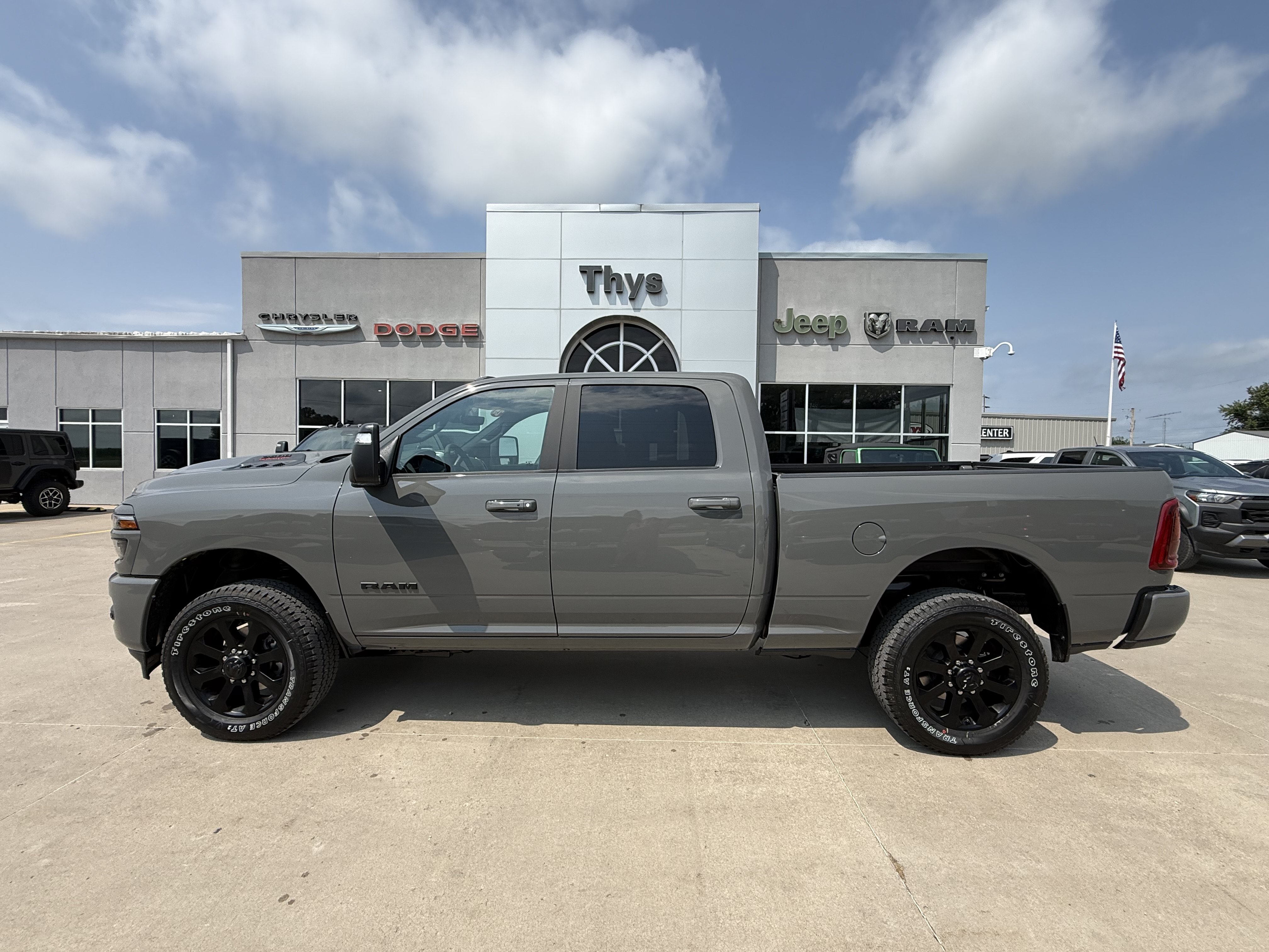New 2026 RAM 2500 Laramie w/ Night Edition AWD/4WD image 27