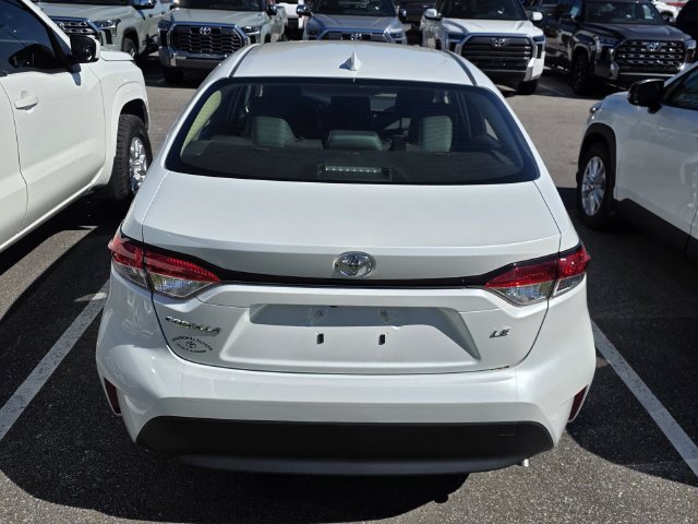 Used 2023 Toyota Corolla LE FWD image 3