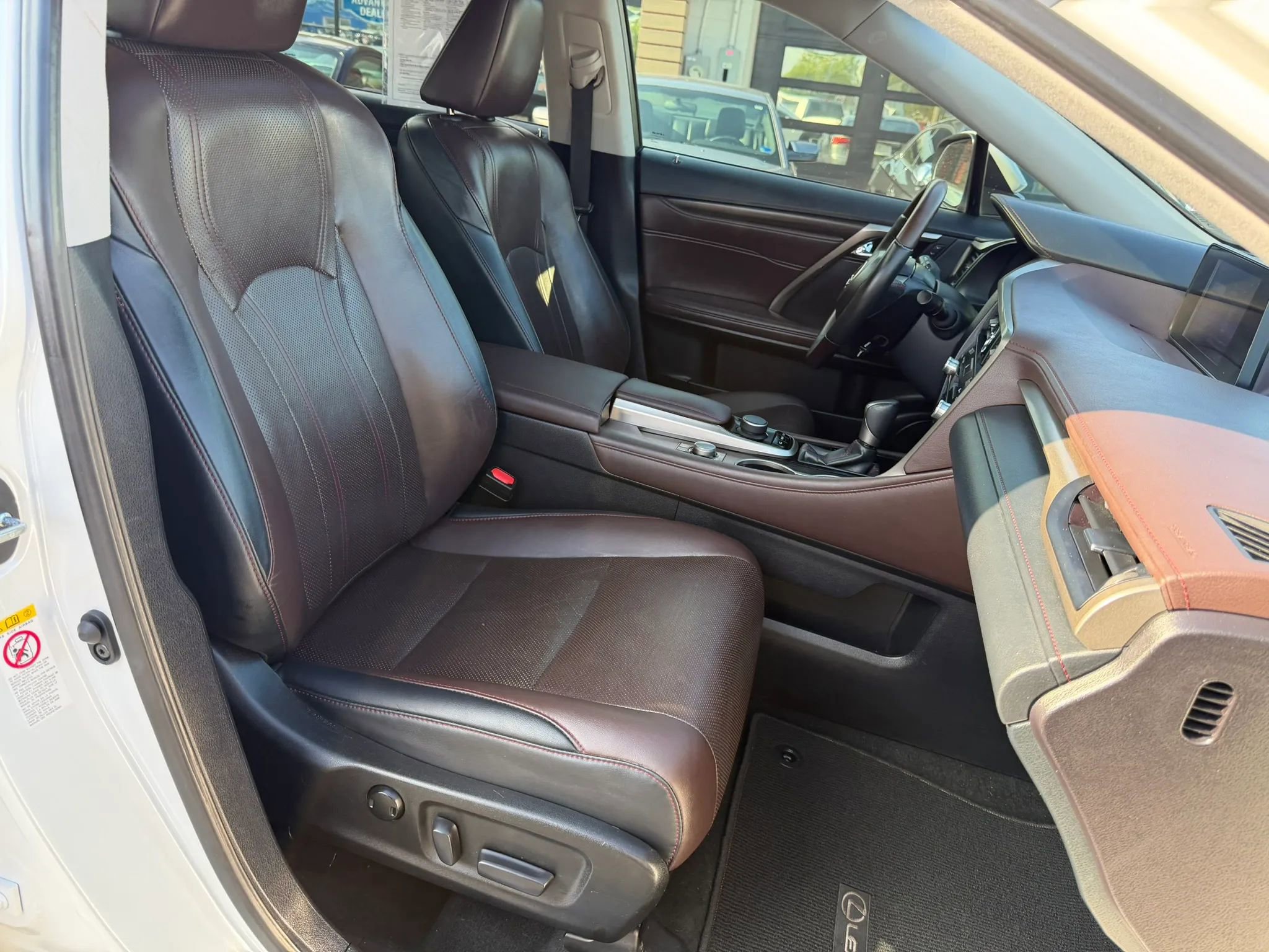 Used 2018 Lexus RX 350 FWD w/ Premium Package image 23