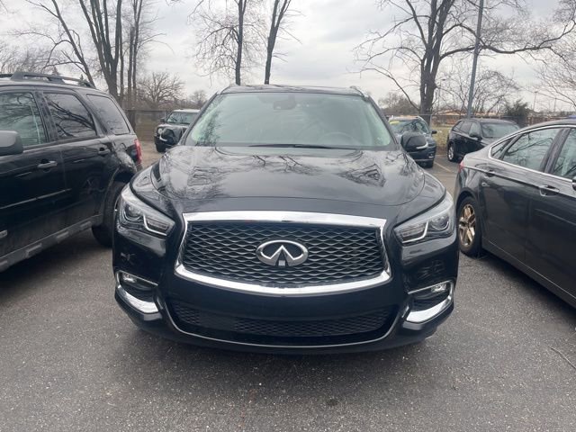 Used 2019 INFINITI QX60 Luxe w/ Essential Package image 9