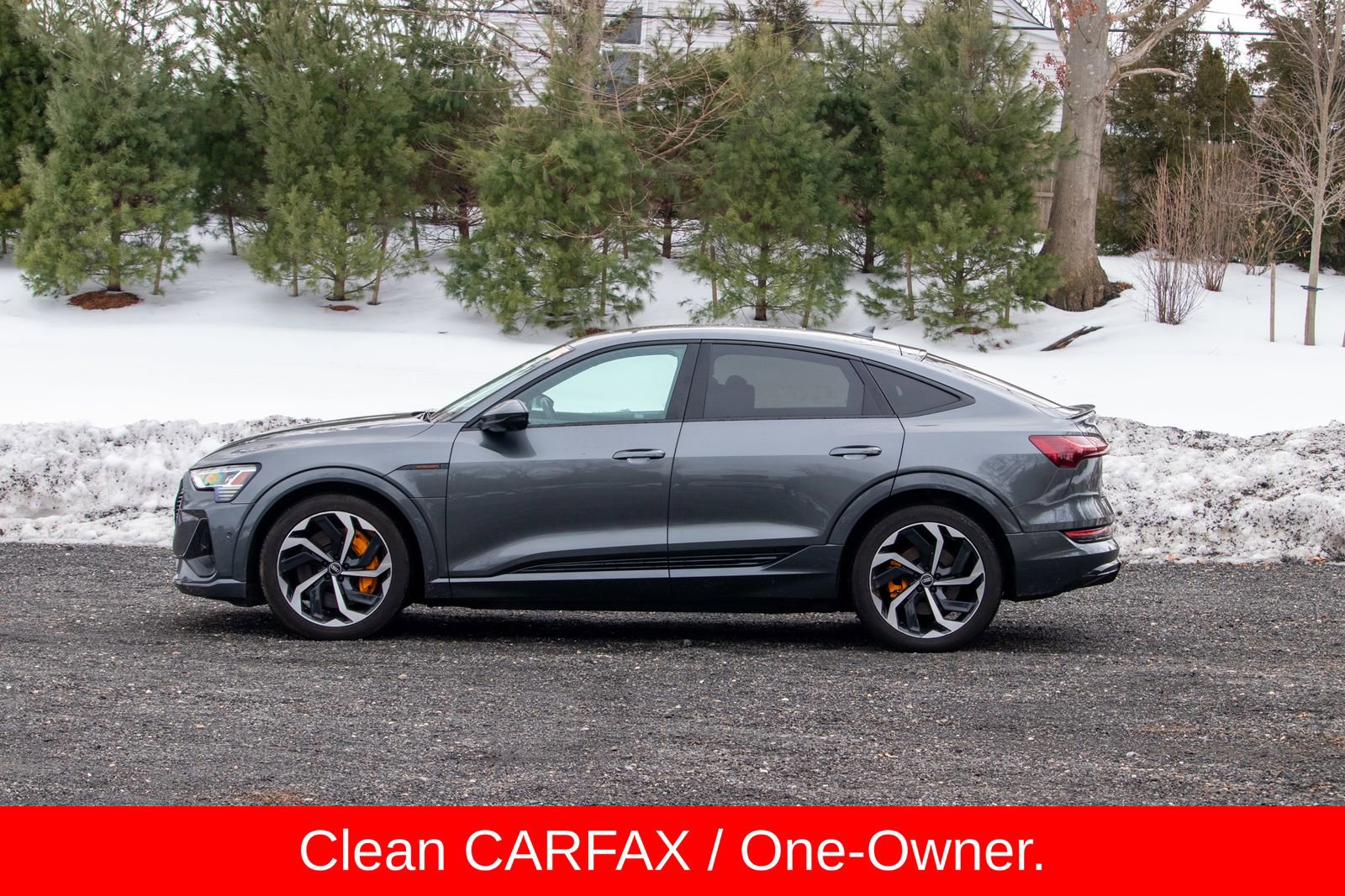 Used 2022 Audi e-tron Premium Plus w/ Premium Plus Package image 4