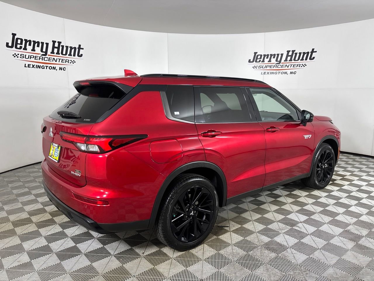 Used 2025 Mitsubishi Outlander SEL Black Edition AWD/4WD image 4