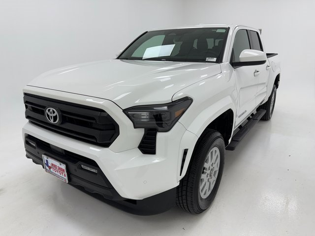 Used 2025 Toyota Tacoma SR5 w/ SR5 Upgrade Package image 4