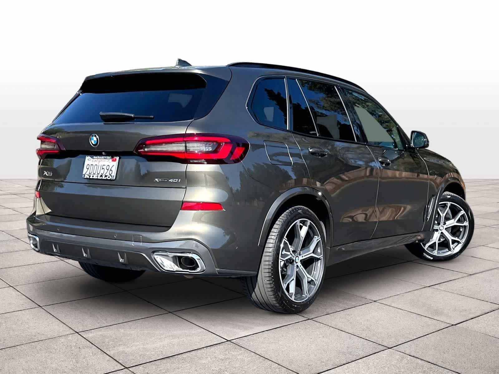Used 2023 BMW X5 xDrive40i w/ M Sport Package AWD/4WD image 17