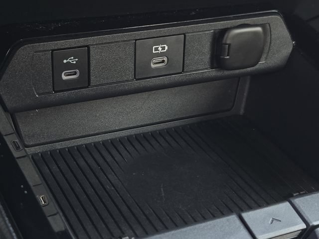 Certified 2026 Toyota Prius Plug-In Hybrid FWD image 28